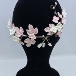 Diadema / Corona floral - Tocados de Fiesta - Nereida Novias