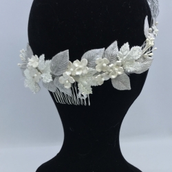 Diadema / Corona floral - Tocados de Fiesta - Nereida Novias