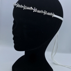 Diademas, tiaras y Tocados de Novia - Nereida Novias